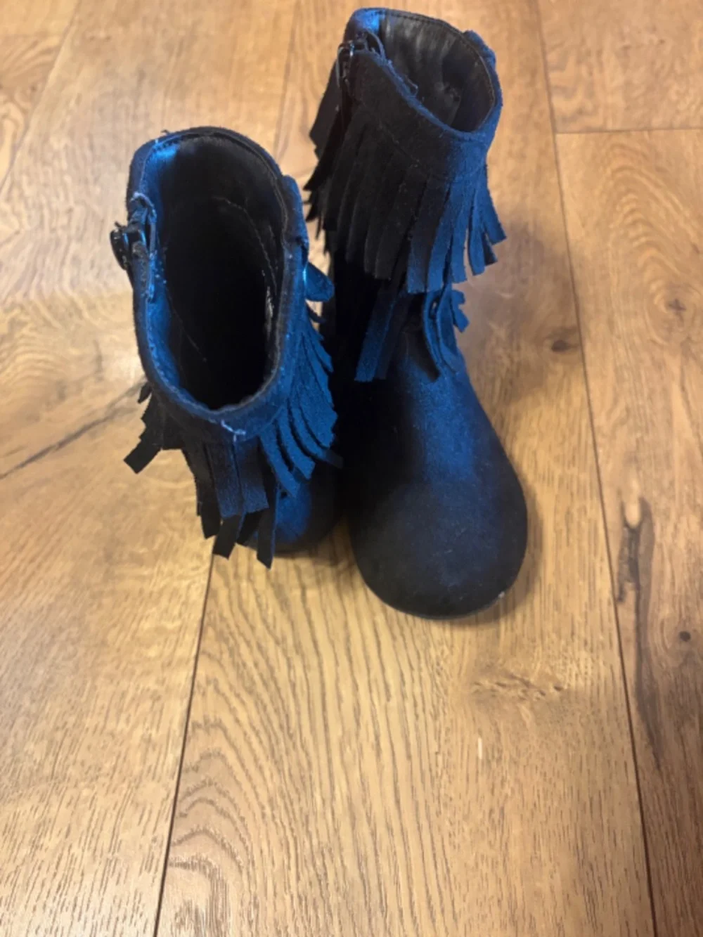 Jumping Beans Fringe Toddler Boots – Size 8 – Great Condition